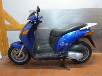 Honda NES 150 @. rok 2002. Najeto 39470km. - 6
