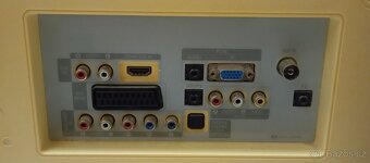 LCD TV Samsung LE22A455 bílá barva - 6
