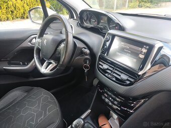Peugeot 2008 1.2 60kw koupeno ČR - 6