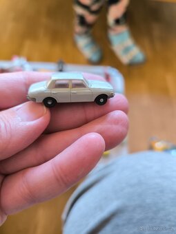 modely aut - 6