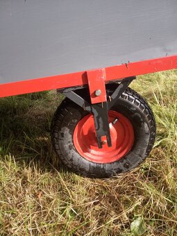 Přívěsný vozík za zahradní traktor. - 6