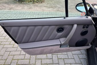 Porsche 964 Carrera 2 - 6