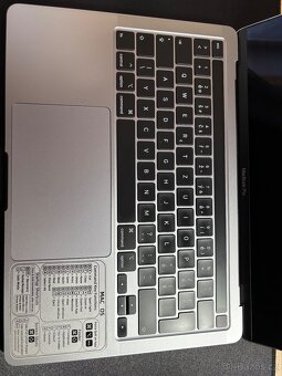 MacBook Pro 13” (2020) - 6