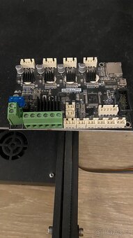 Ender 3 – funkční + druhá na díly, BLTouch, doplňky - 6