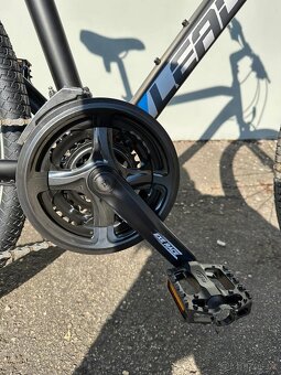 Krosové kolo Leader Fox VIATIC pánské 22,5" ČERNÁ MAT/MODRÁ - 6