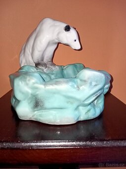 Popelník s medvědem. z.n DITMAR URBACH - 6