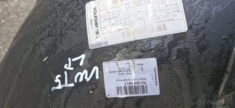 Leve predni nadkoli Vw transporter T5 - 6