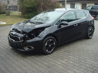 Kia Ceed 1.6crdi 94kw 2013 top výbava - 6