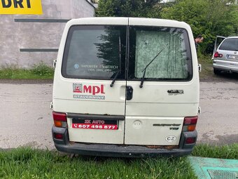 VOLKSWAGEN T4 TRANSPORTER 2.5 TDI 65KW ČR 2002 - 6