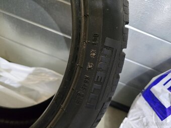 Zimni pneu Porsche Pirelli - 6