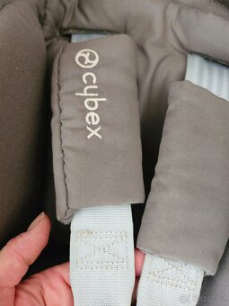 Autosedačka CLOUD Z2 I-SIZE Soho Grey + BASE Z2 - 6