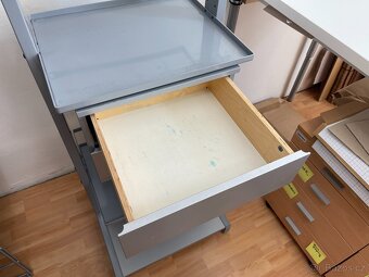 Ikea kovový policový systém - 6