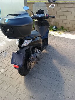 Piaggio Beverly 300 - 6