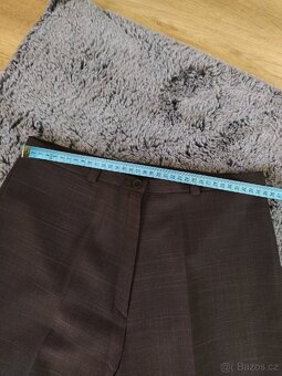 Dámský kalhotový kostýmek, vel. 38 (sako + 2x kalhoty) - 6