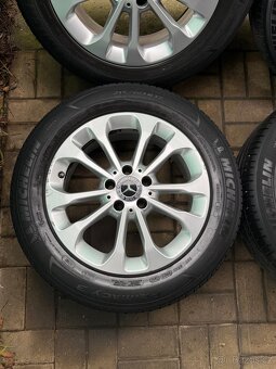 Mercedes-Benz GLA R17 kola - 6