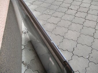 Okno č. 6 ke karavanu HOBBY - boční, rok 2009 - 6