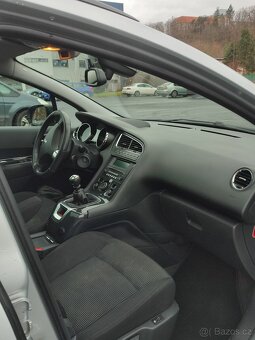 Peugeot 5008 - 6