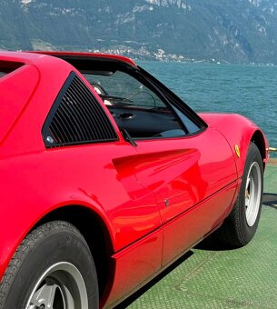 Krásné Ferrari 308 GTSI z roku 1981 - 6