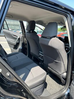 Toyota RAV4 Hybrid 2.5 4x4/DPH/ZARUKA/STYLE - 6