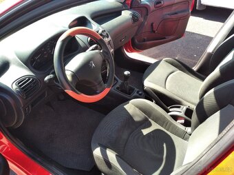 Peugeot 206 1.4i -najeto 109320km. - 6