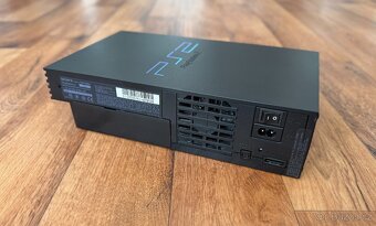 Sony Playstation 2 FAT (SCPH-39004) černá - 6