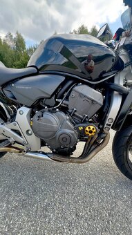 Honda Hornet CB600F - 6