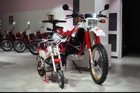 200 ks vlastnich moto Honda,Yamaha,Ducati,Suzuki… ,skladem - 6