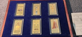 Sbírka korunovačních klenotů i s etui, pozlacené, certifikát - 6