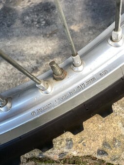 Kawasaki KMX KDX - 6