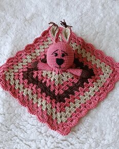 Háčkovaná sada pro miminko veverka - 6