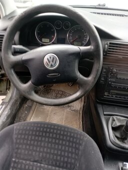 Wolsvagen Passat 5,5 Variant 1.9TDI - 6