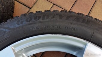 Zimní sada ALU DEZENT 5x114,3 R16 pneu 205/55/16 8mm - 6