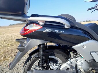 Yamaha x City 250i - 6