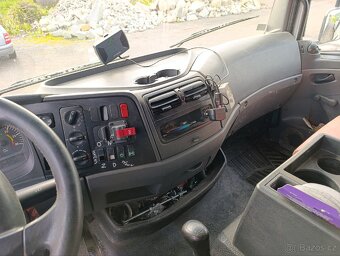 MB Atego nosič kontejnerů HR - 6