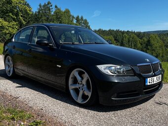BMW E90 330i - 6