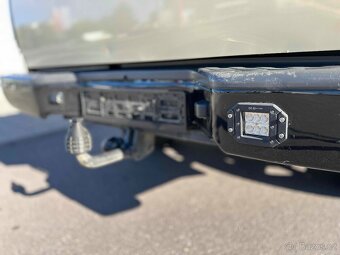 Nissan Navara 2.5 128 kW Automat – r.v. 2006, krásný stav - 6