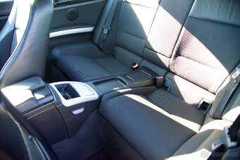 BMW e92 325 i - 6