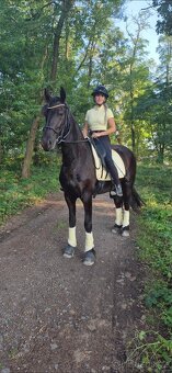 Sada Eskadron, MRs Ros, Tommy Hilfiger - 6