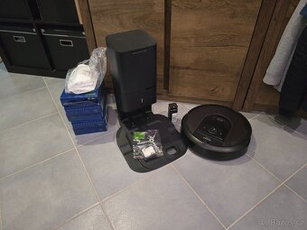 Robotický vysavač iRobot Roomba i7+ - 6