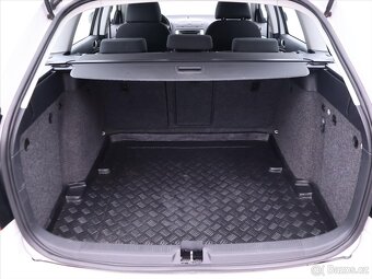 Škoda Octavia 1,6 TDI 4x4 Edition (2011) - 6