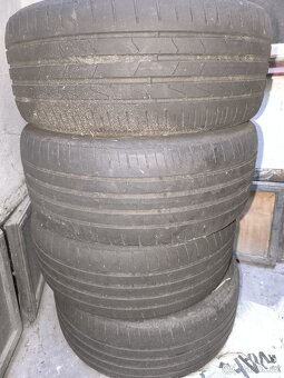 Hankook 235/50/17 - 6