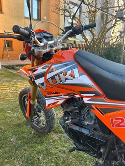 Yuki 125 SM - 6
