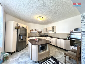 Prodej rodinného domu, 276 m², Žulová, ul. Školní - 6