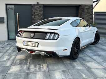 Ford Mustang 5.0Ti-VCT V8 GT nové v ČR 9900km - 6