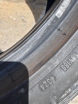 Letní pneu - 275/40R20 106W XL P-Zero (PZ4) Sport PIRELLI - 6