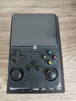 Handheld konzole R36S (verze ArkOS 2.0) +15000 her mix barev - 6