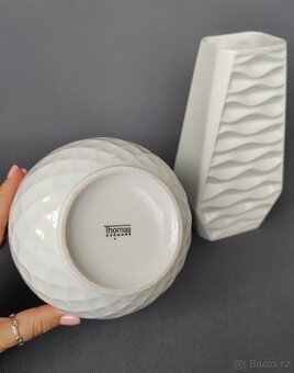 Elegantní dekorační předměty z bílého porcelánu - 6