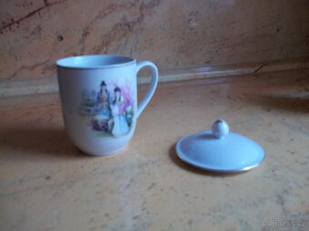 čínský porcelánový hrnek s pokličkou - 6