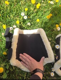 Drezurní chrániče s beránkem - 6