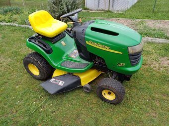Sekací traktor John Deere L100 - 6